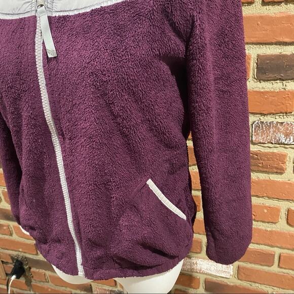 Purple North Face Fleece Jacket Sz L Youth Hooded North Face Jacket - Picture 7 of 8